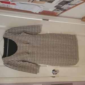Ann Taylor Size 2 Dress